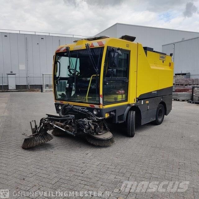 Schmidt Cleango 路面清掃機
