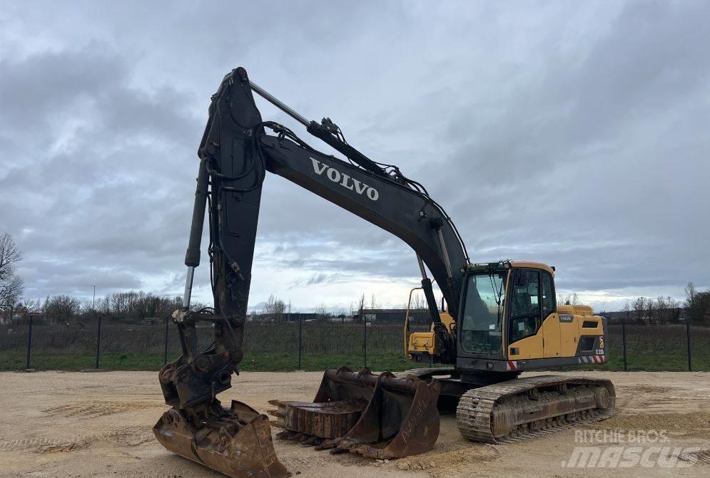 Volvo EC 220 DL 大型油圧ショベル12t以上（パワーショベル・ユンボ）