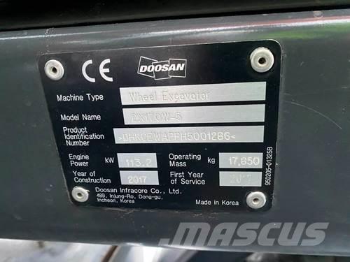 Doosan DX170W-5 ホイール式油圧ショベル（パワーショベル・ユンボ・バックホー）