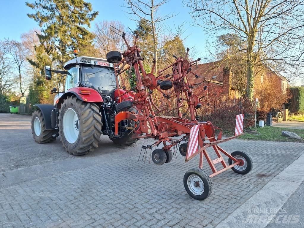 Kuhn GF 8501 T テッダー・テッダーレーキ
