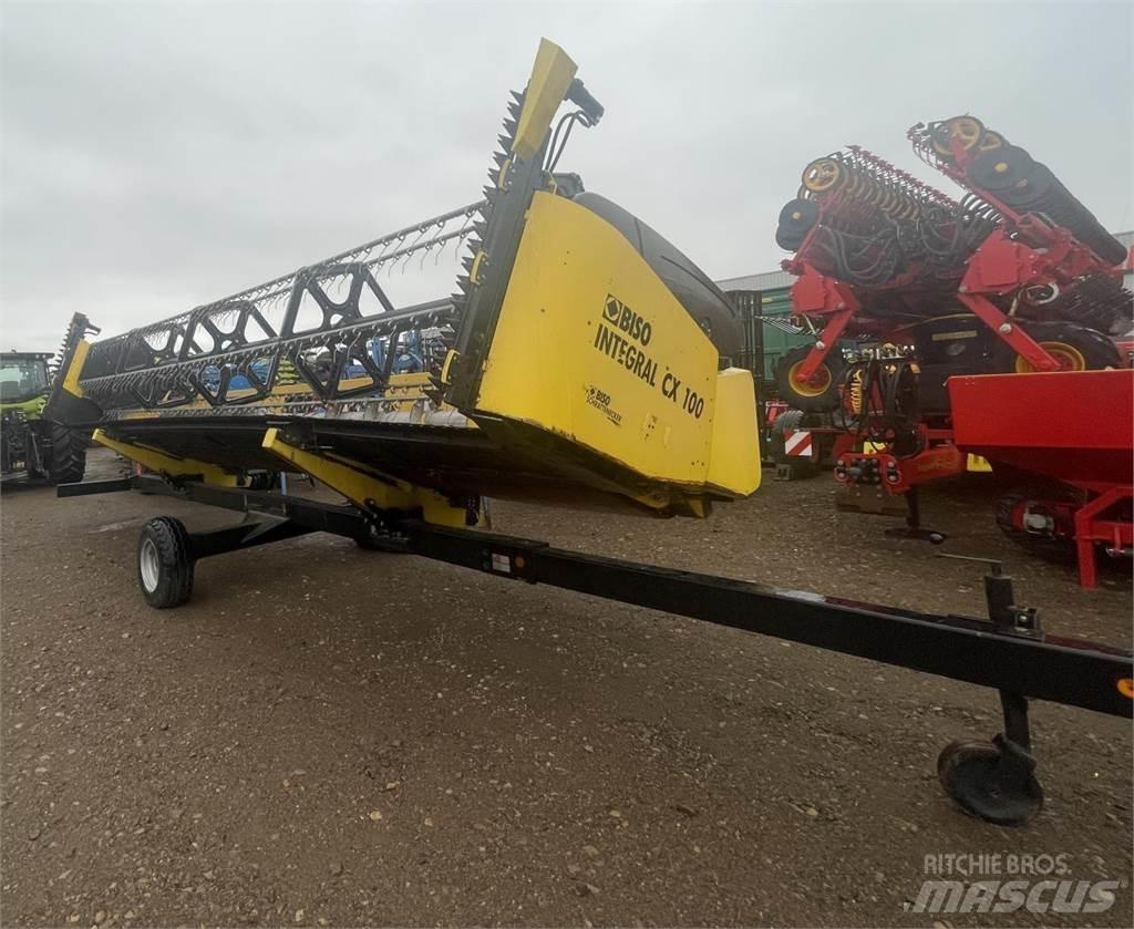 New Holland CR 980 コンバイン