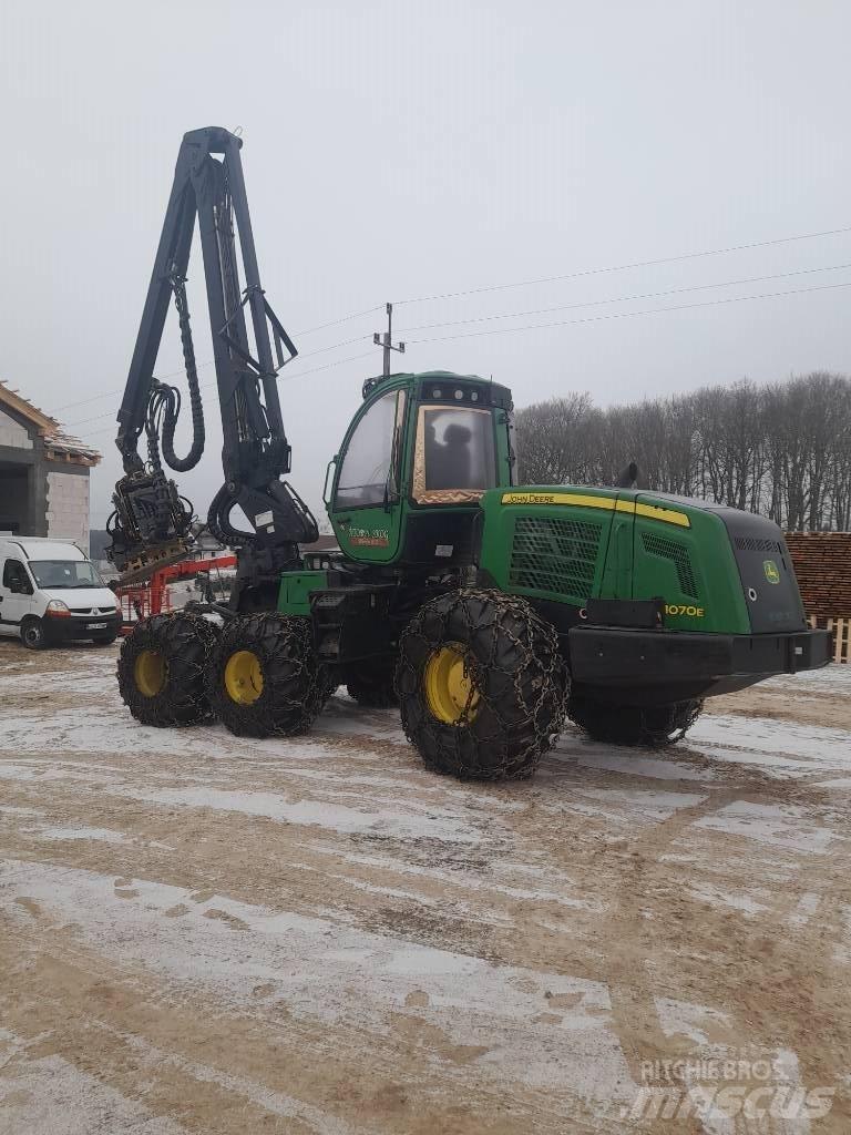 John Deere 1070 E ハーベスター