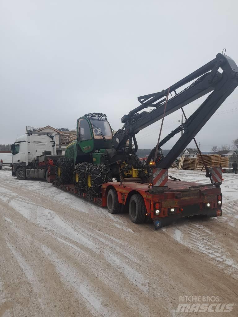 John Deere 1070 E ハーベスター
