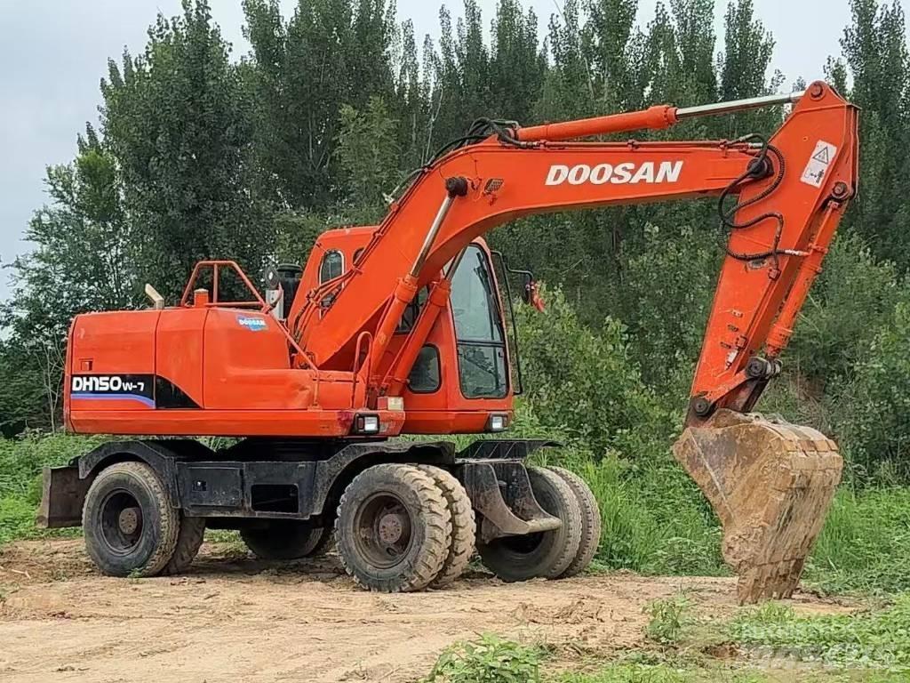 Doosan DH 150 W-7 ホイール式油圧ショベル（パワーショベル・ユンボ・バックホー）