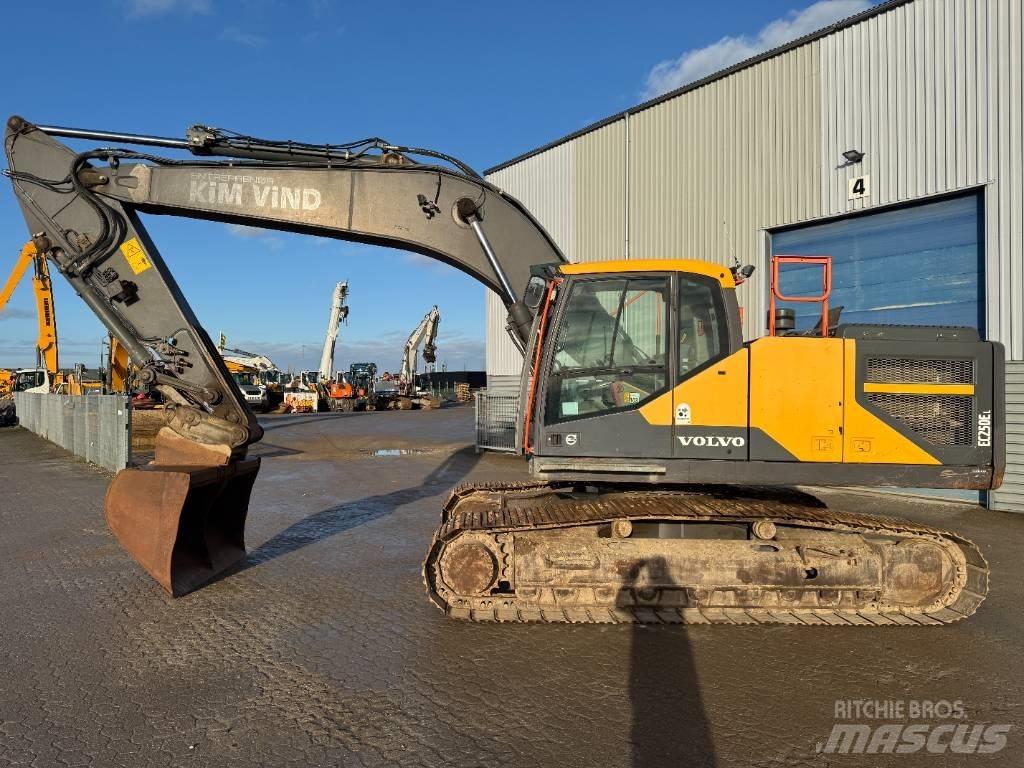 Volvo EC 250 EL 大型油圧ショベル12t以上（パワーショベル・ユンボ）