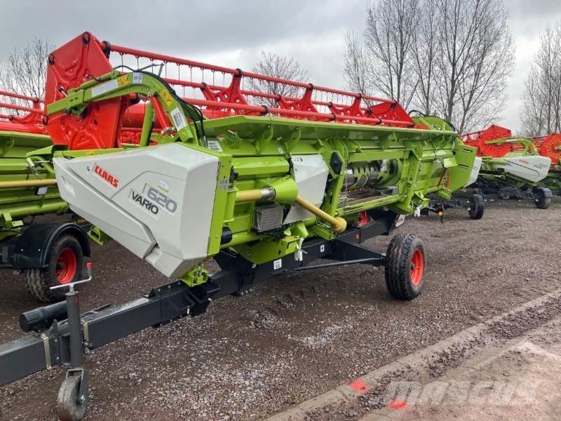 CLAAS TRION 530 コンバイン