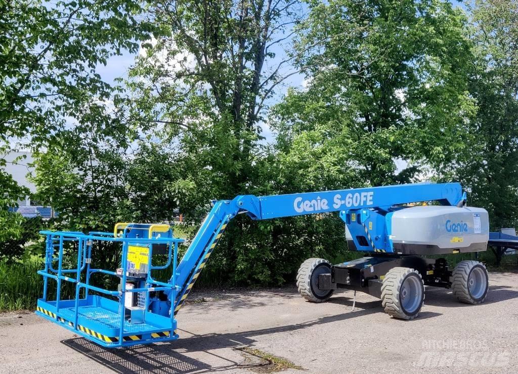 Genie S-60 FE ブームリフト　屈伸型