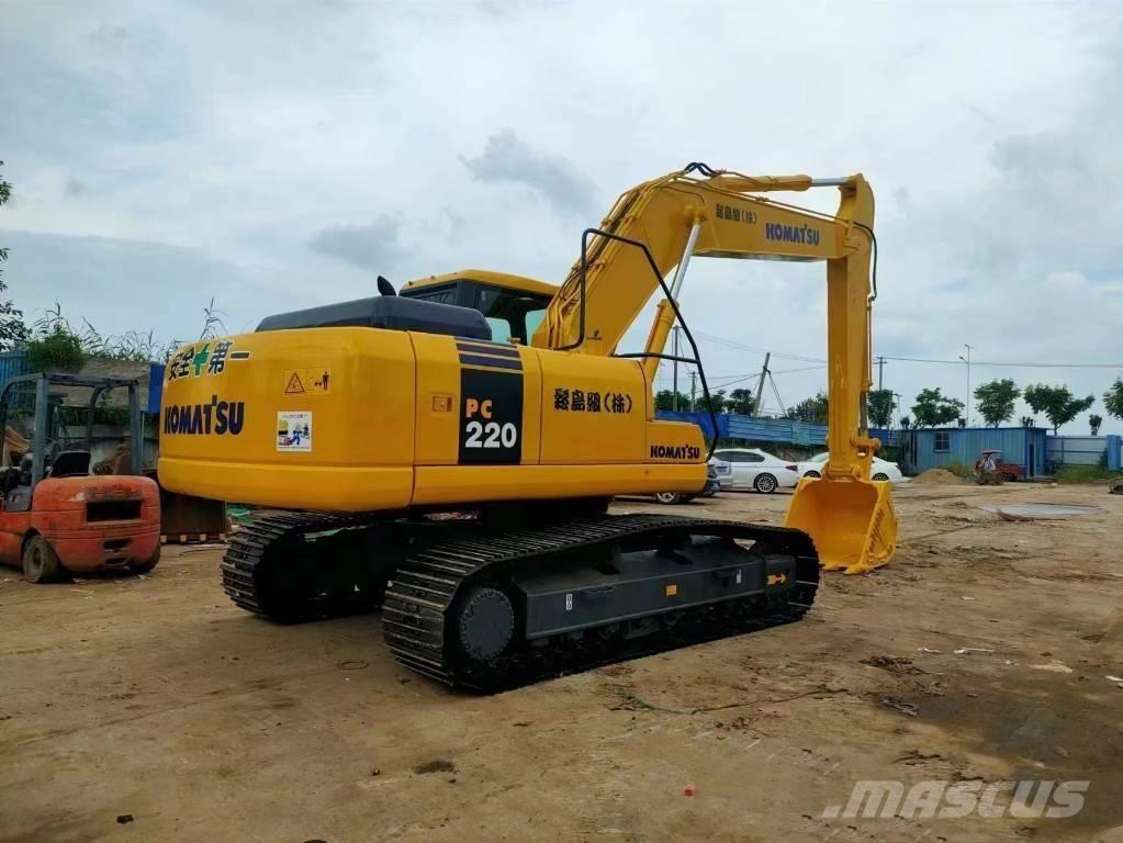 Komatsu pc220-7 大型油圧ショベル12t以上（パワーショベル・ユンボ）
