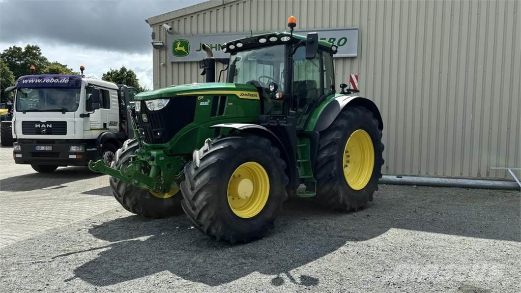 John Deere 6R195 トラクター