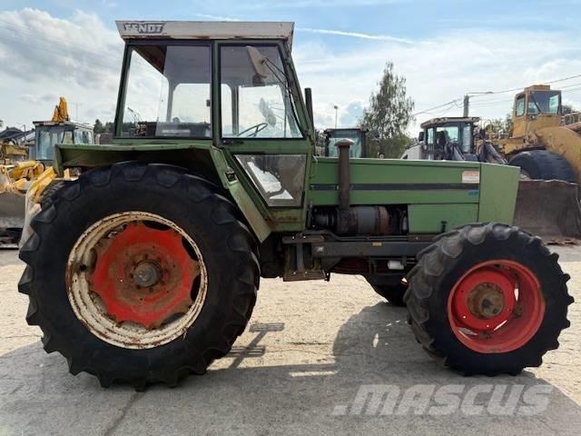 Fendt Favorit 612 トラクター