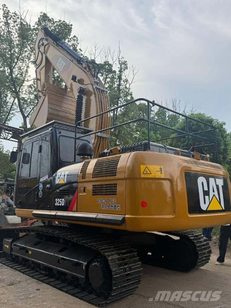 CAT CAT325D 大型油圧ショベル12t以上（パワーショベル・ユンボ）
