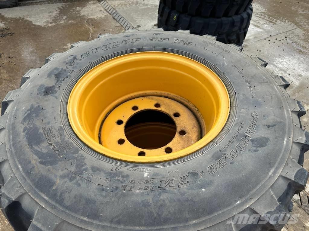 Dunlop 405/70R20 タイヤ、ホイル、リム