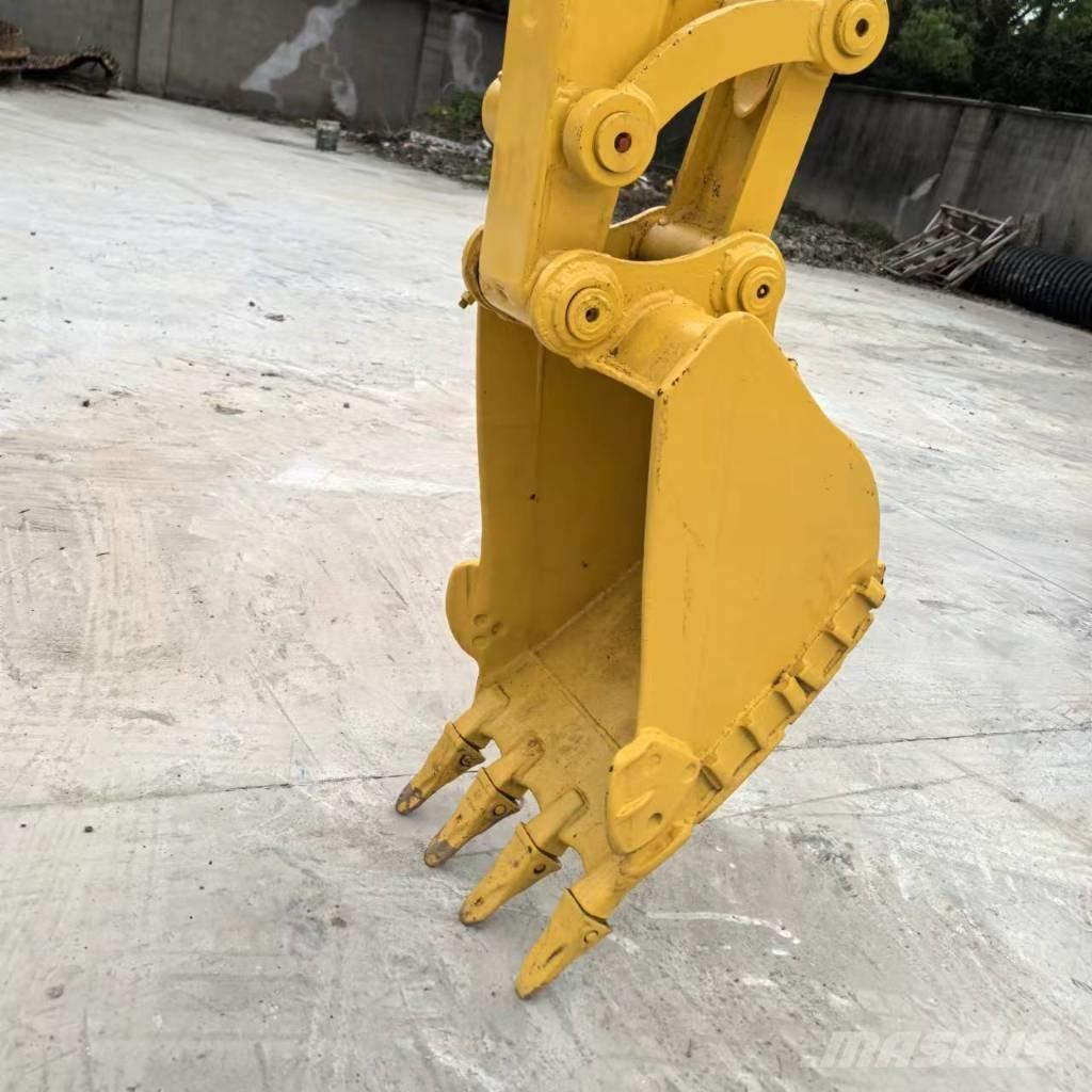 Komatsu PC 50 MR-2 ミニ油圧ショベル 7t以下（ミニユンボ・ミニディガー）