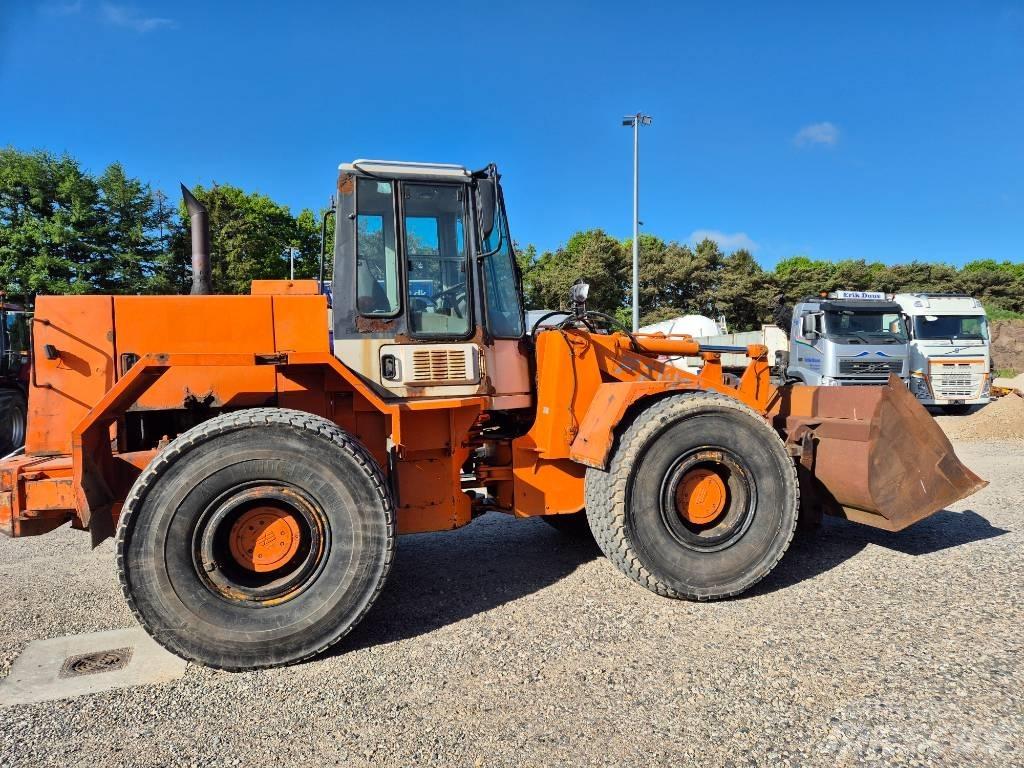 Hitachi FR 130 ホイールローダー・タイヤショベル