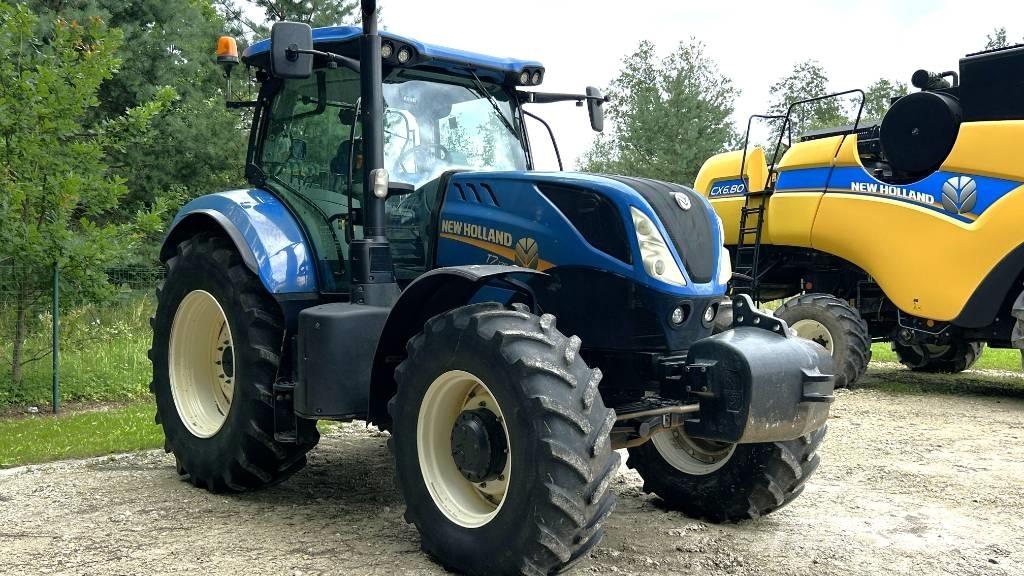 New Holland T 7.175 トラクター
