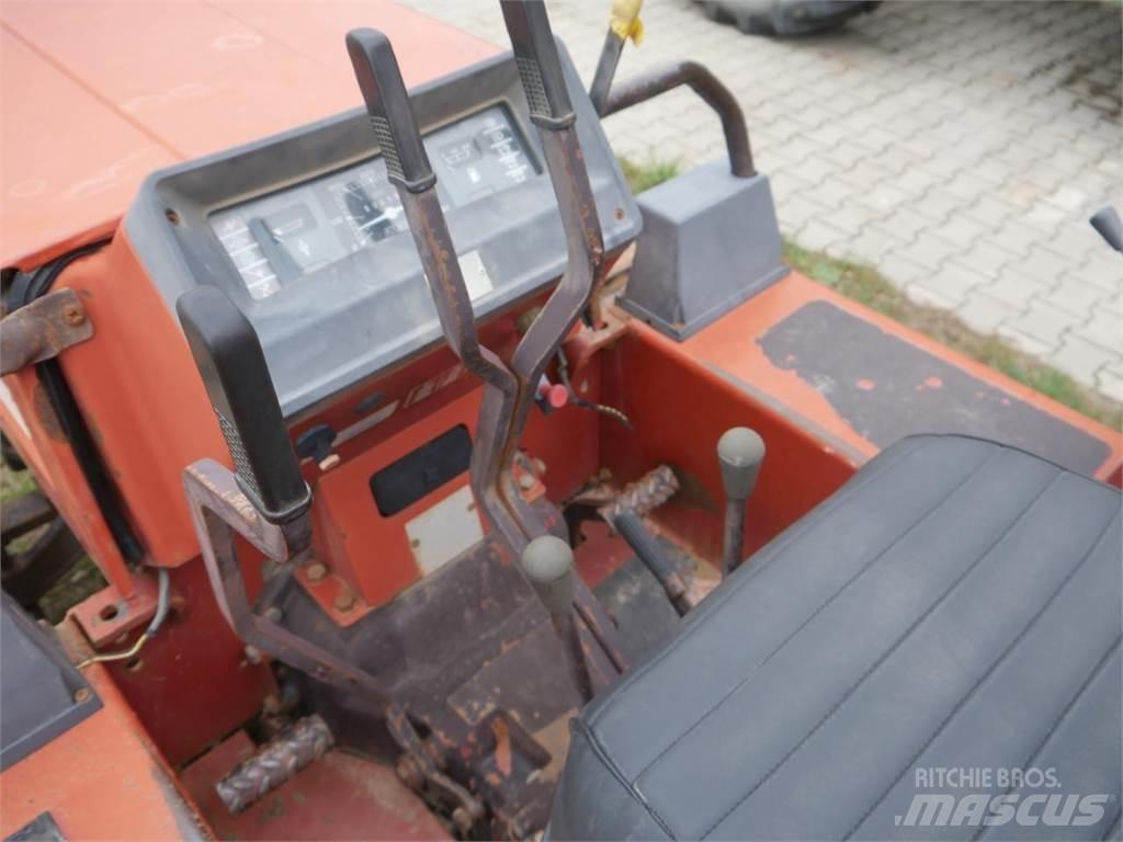 Fiat 70-65 Raupe トラクター