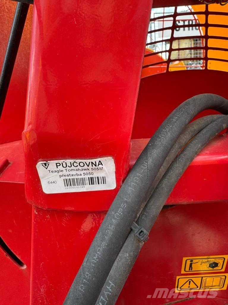 TEAGLE 505 家畜飼料供給機