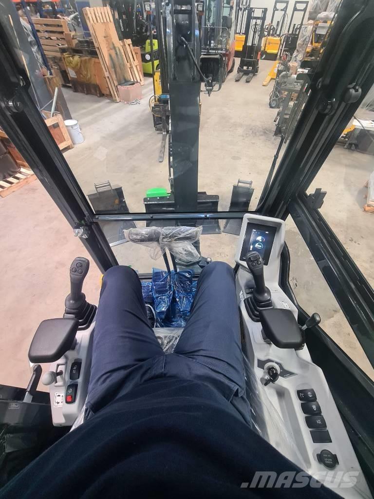 Hyundai HX 19 A ミニ油圧ショベル 7t以下（ミニユンボ・ミニディガー）