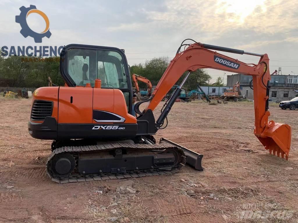 Doosan DX 55 大型油圧ショベル12t以上（パワーショベル・ユンボ）