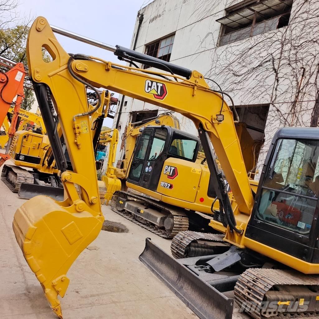 CAT 305E ミニ油圧ショベル 7t以下（ミニユンボ・ミニディガー）