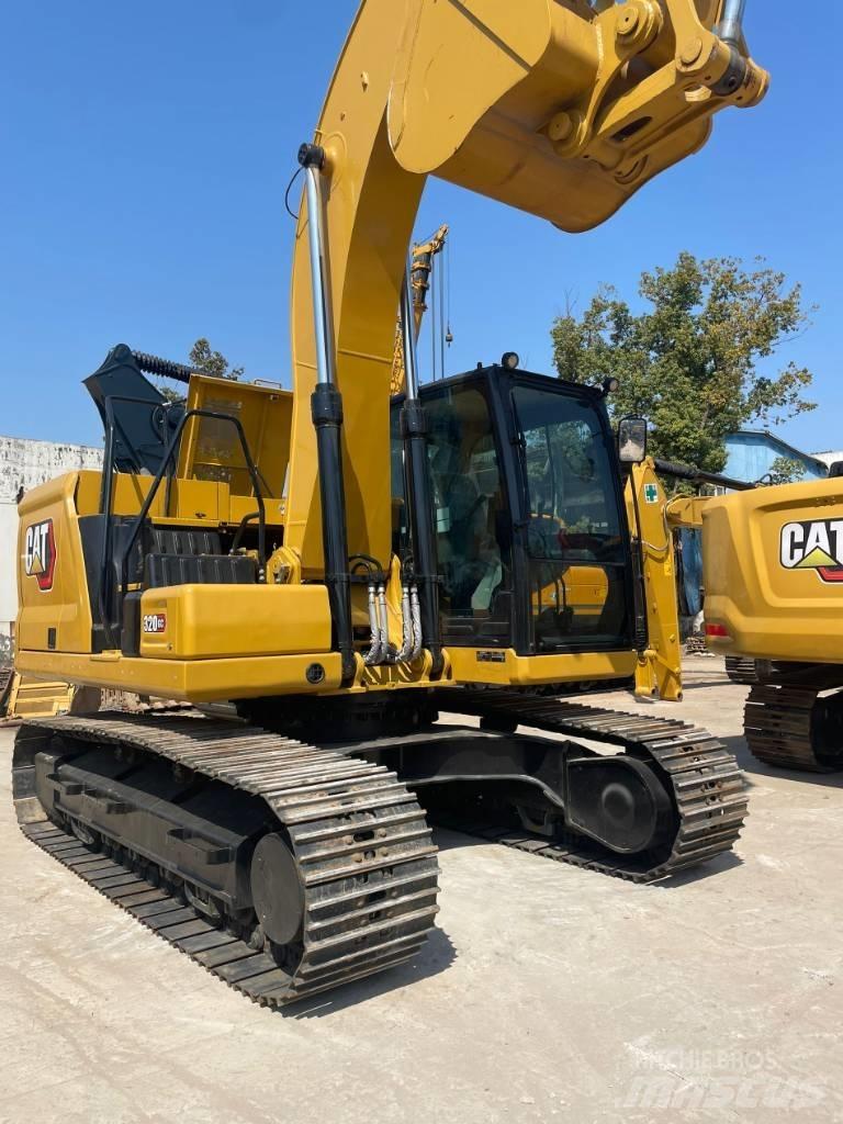 CAT 320 GC ホイール式油圧ショベル（パワーショベル・ユンボ・バックホー）
