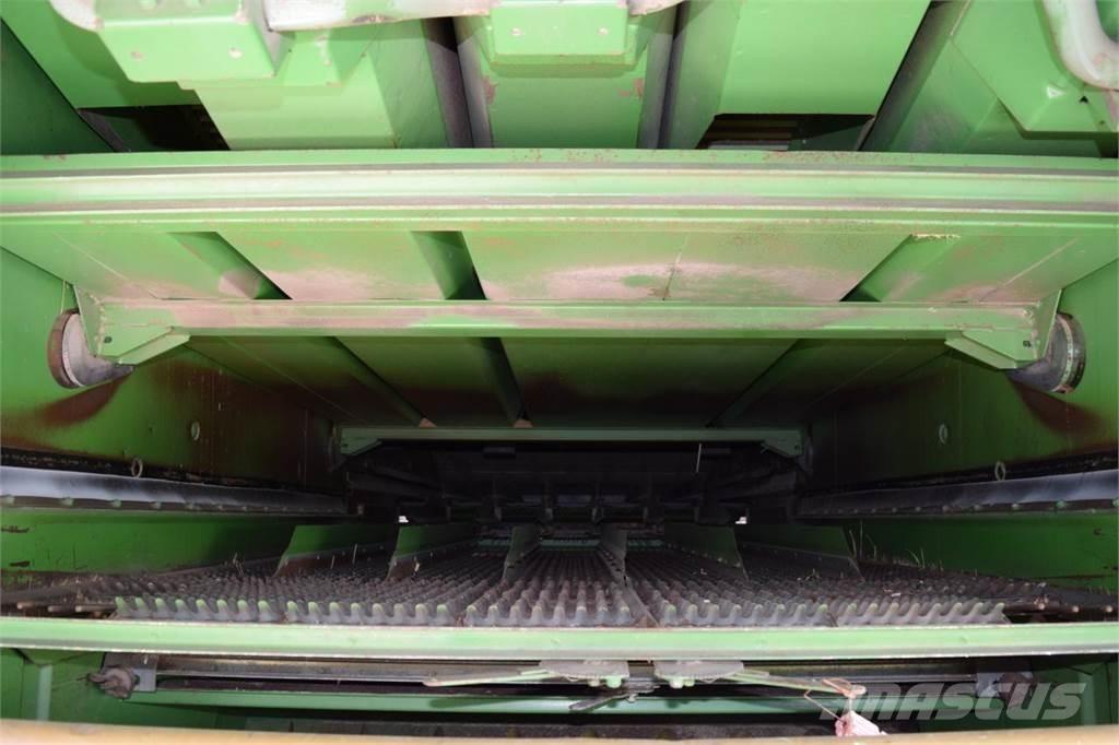 John Deere 2056 コンバイン