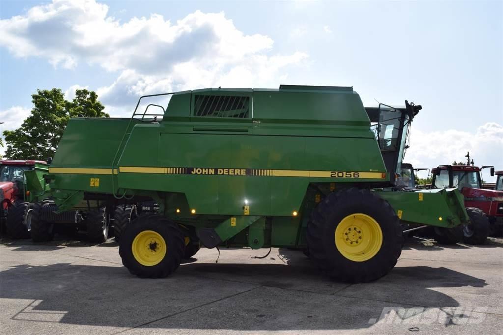 John Deere 2056 コンバイン