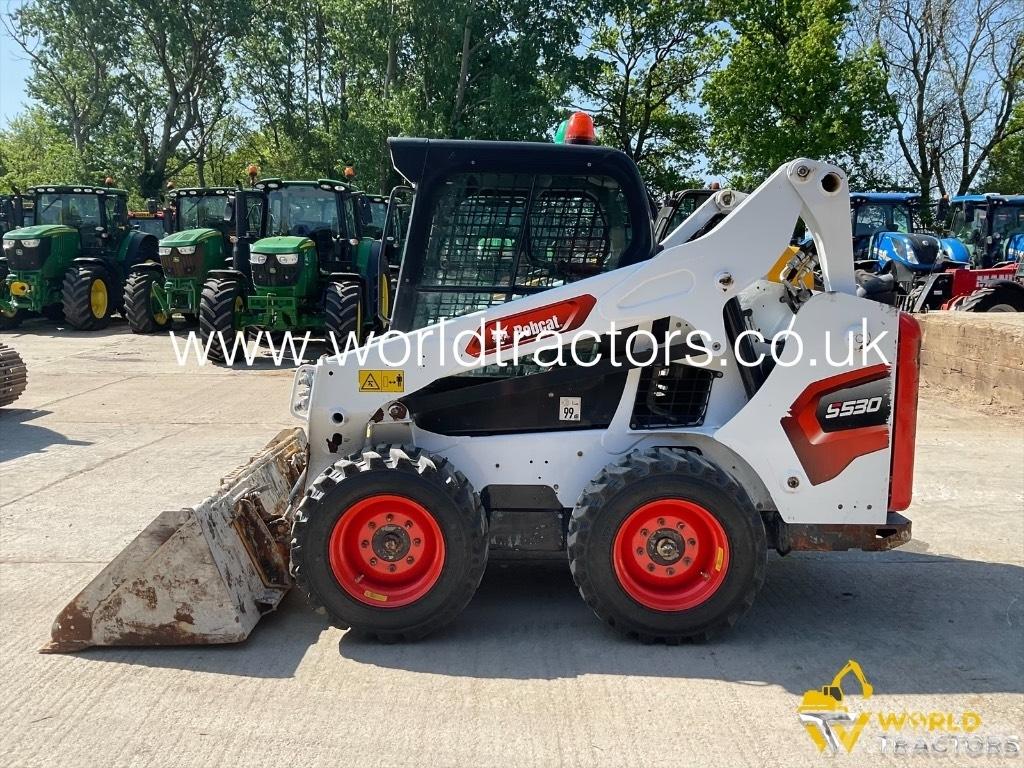Bobcat S 530 スキッドステアローダー