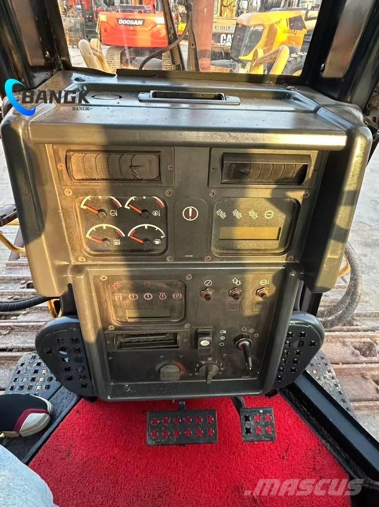 CAT D 6 N ブルドーザー