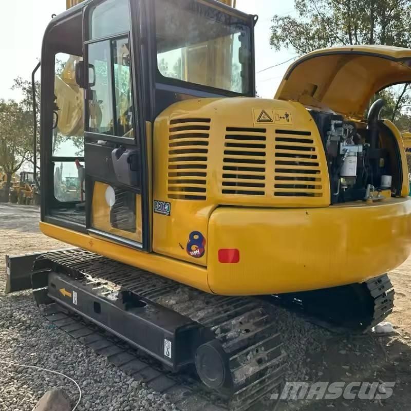 Komatsu PC 70 大型油圧ショベル12t以上（パワーショベル・ユンボ）