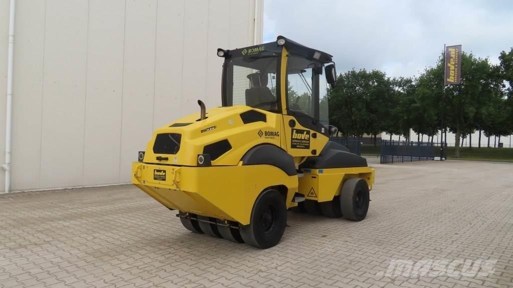 Bomag BW11 RH-5 タイヤローラ