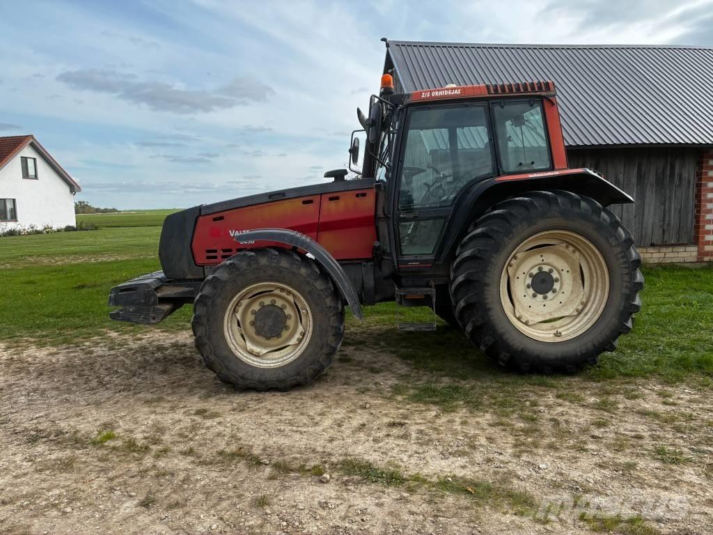 Valmet 8450 トラクター