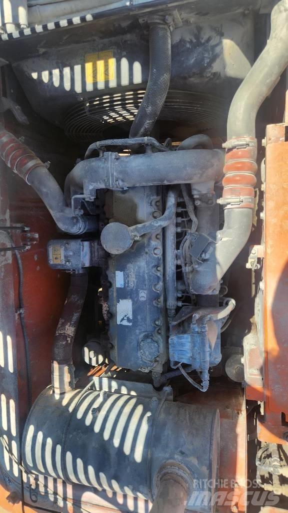 Doosan DX210WA ホイール式油圧ショベル（パワーショベル・ユンボ・バックホー）