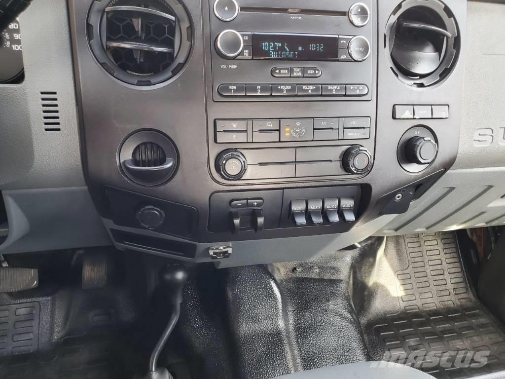 Ford F 350 XL SD 平ボディー