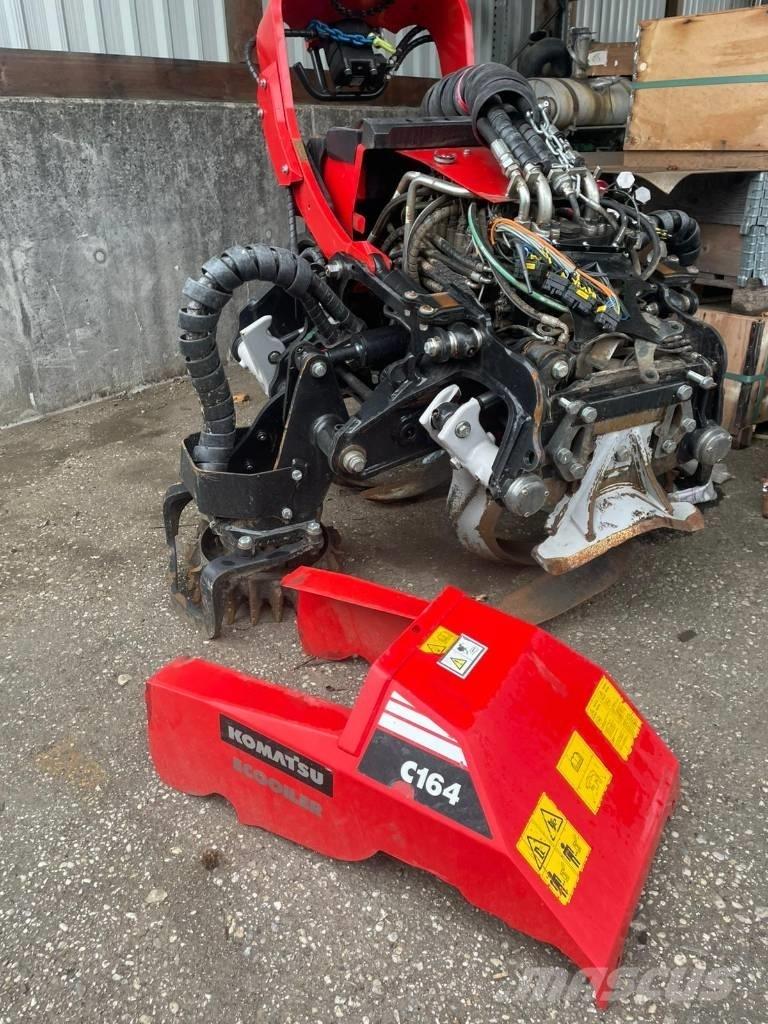 Komatsu C 164 ハーベスタヘッド