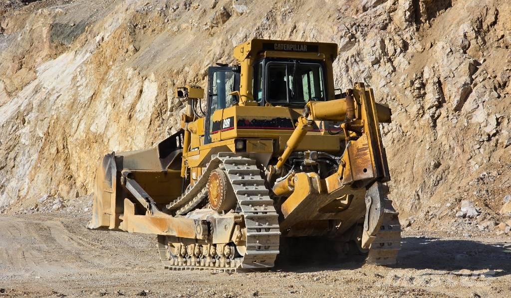 CAT D9R ブルドーザー