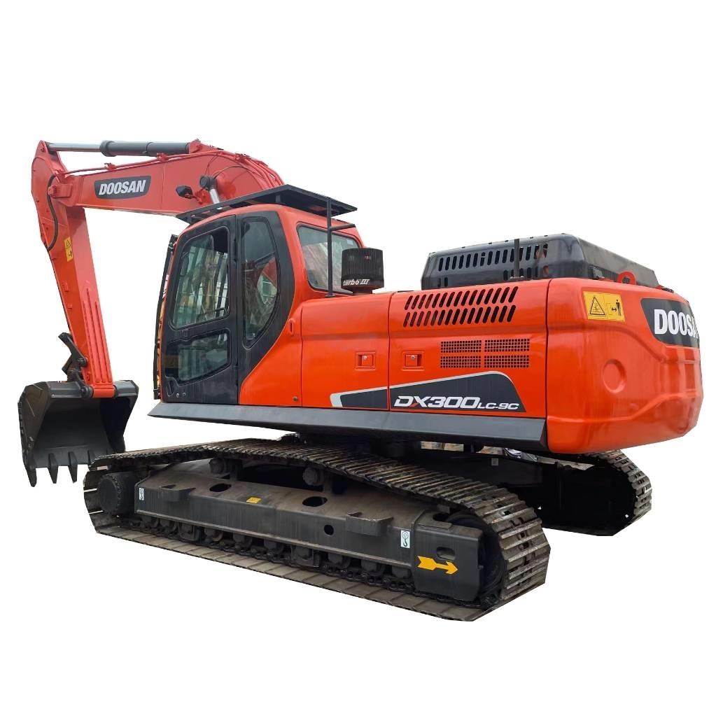 Doosan DX 300 LC 大型油圧ショベル12t以上（パワーショベル・ユンボ）