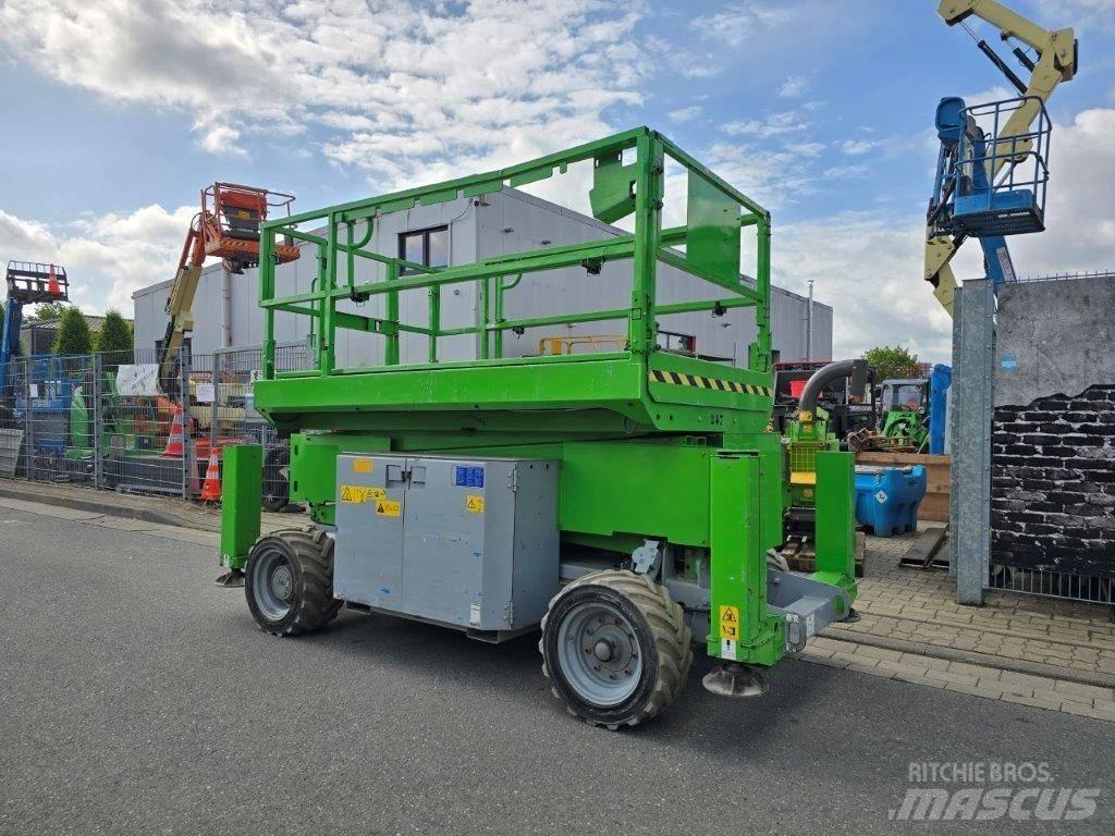 Genie GS 3369 DC シザースリフト