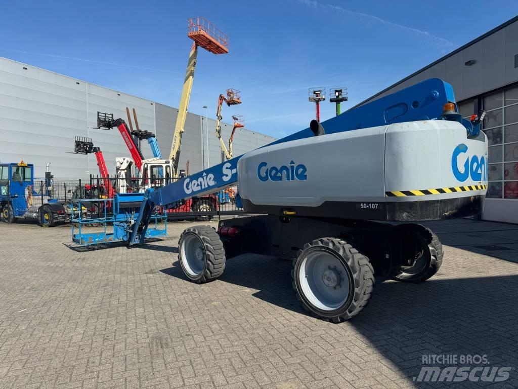 Genie S 65 ブームリフト　直伸型