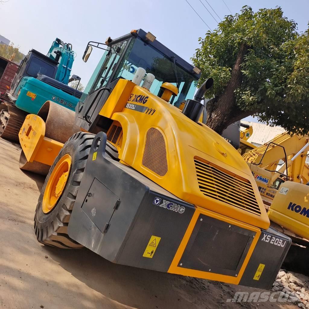 XCMG XS 202 J 振動ローラ