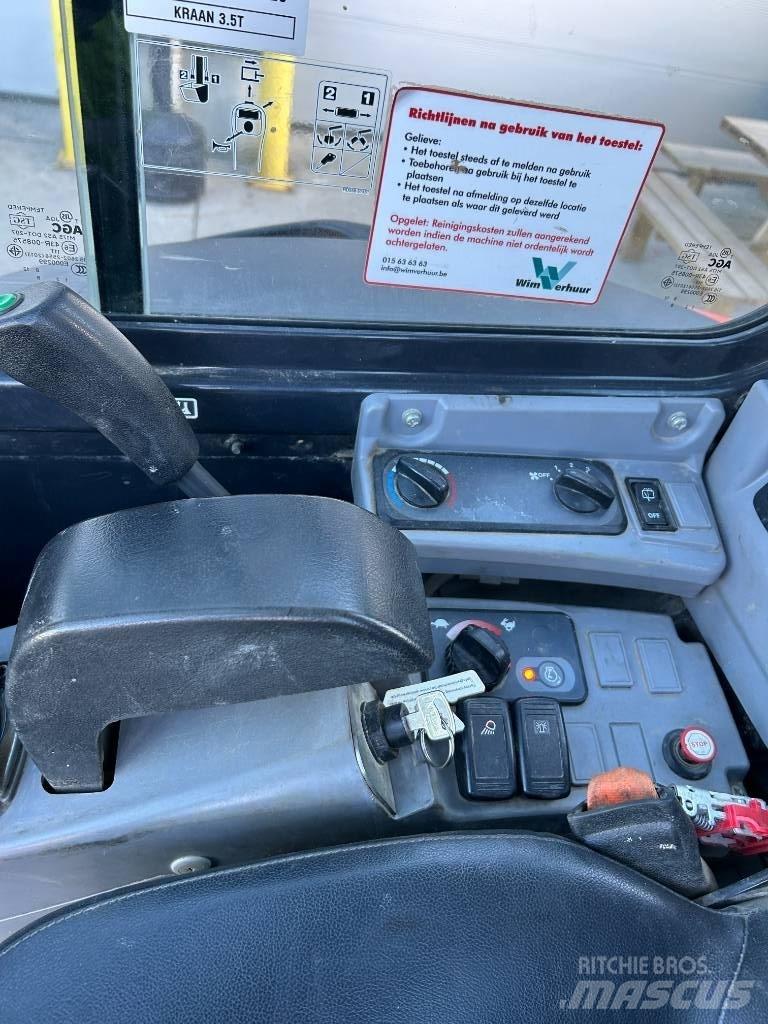 Kubota U 36-4 ミニ油圧ショベル 7t以下（ミニユンボ・ミニディガー）