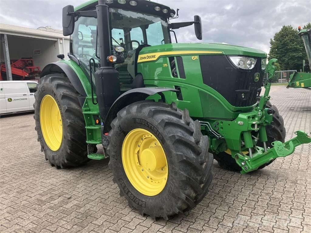 John Deere 6R 215 トラクター