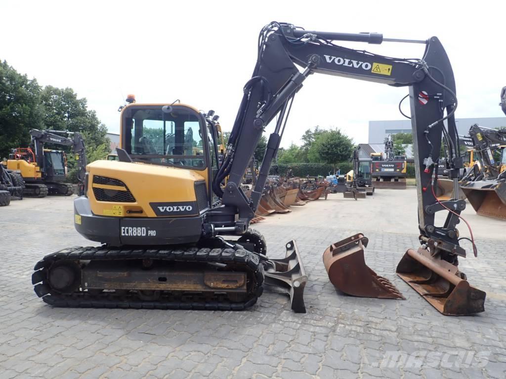 Volvo ECR 88 D 中型油圧ショベル 7ｔ-12ｔ（ユンボ・パワーショベル・バックホー）