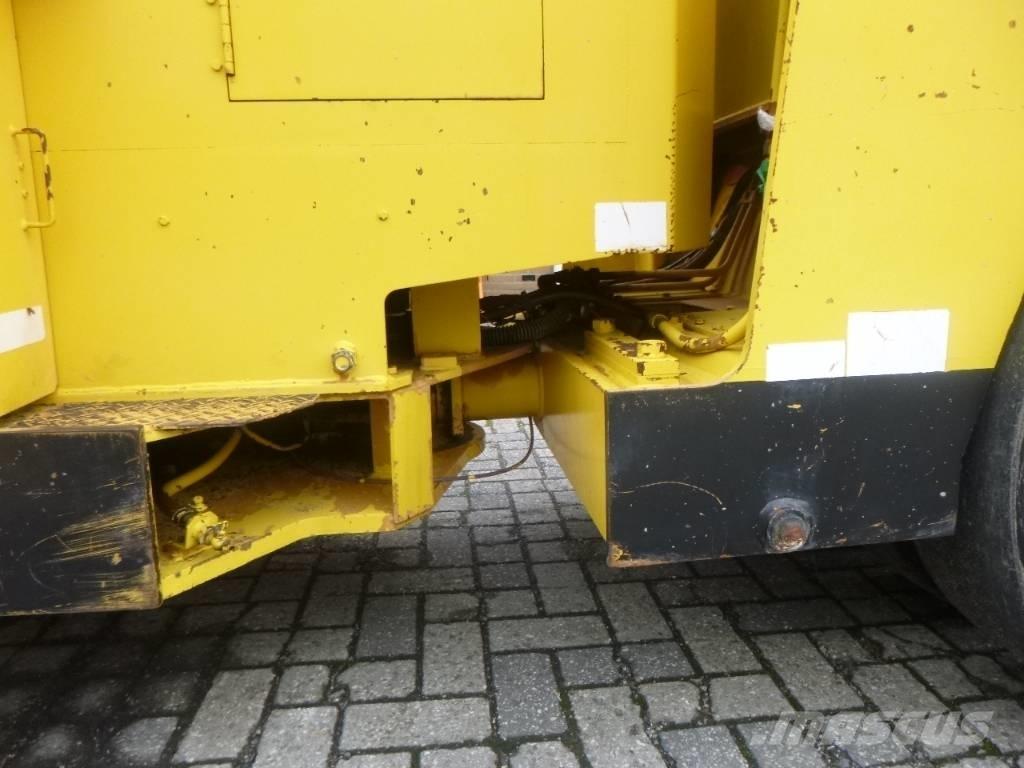 Bomag BW123AC コンバインドローラ