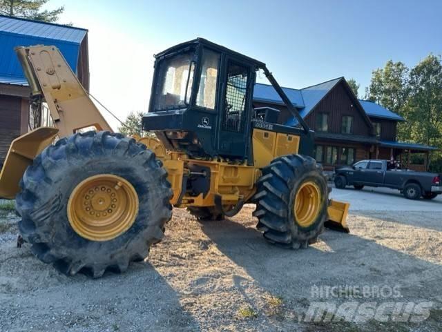 John Deere 540 G III スキッダー