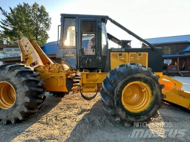 John Deere 540 G III スキッダー