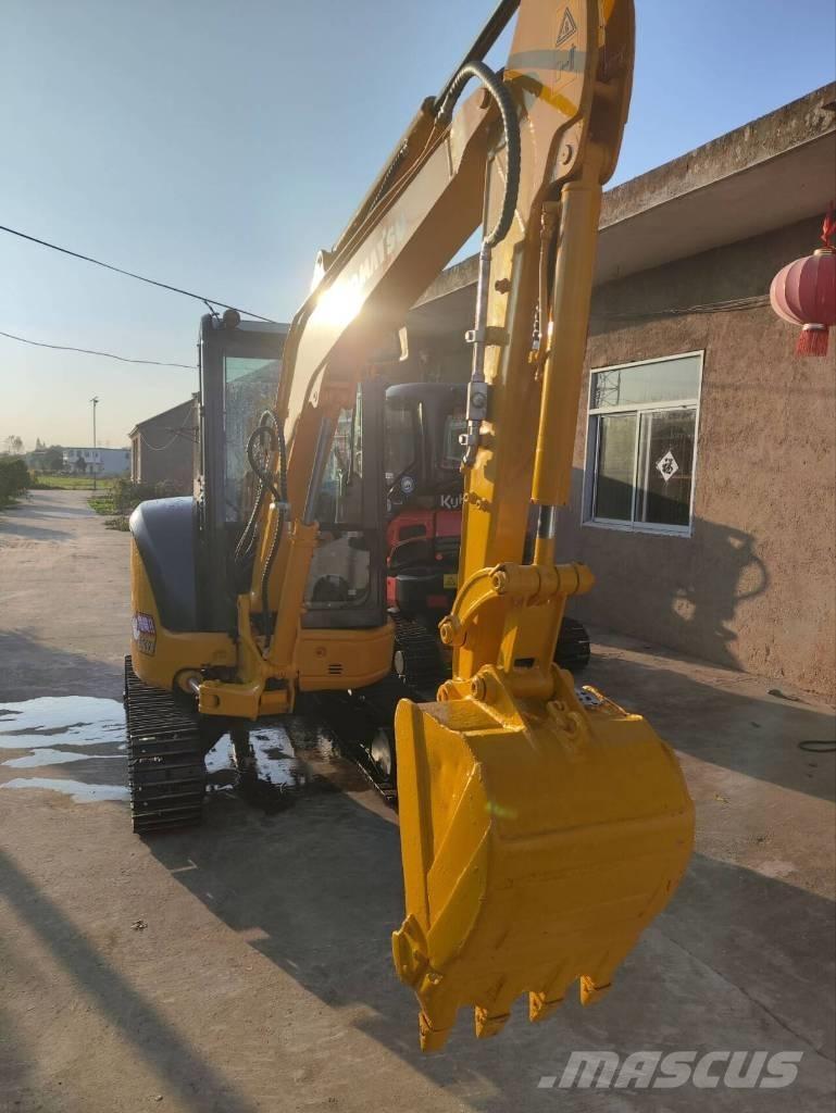 Komatsu PC 35 MR ミニ油圧ショベル 7t以下（ミニユンボ・ミニディガー）