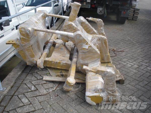 CAT 140M/160M Ripper 建設機械 -　その他