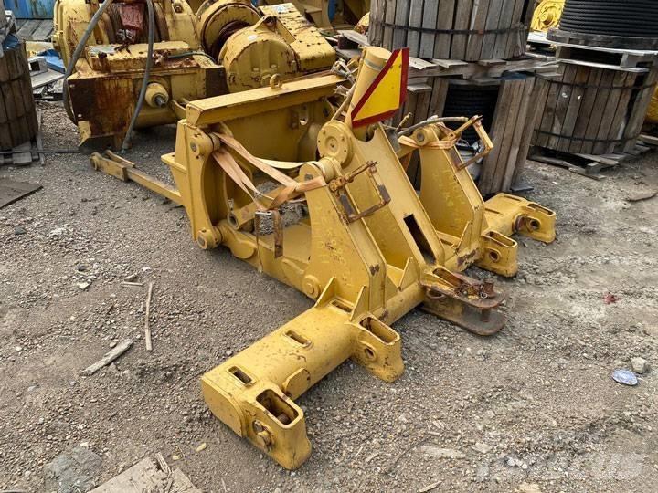 CAT 140 H Ripper その他部品