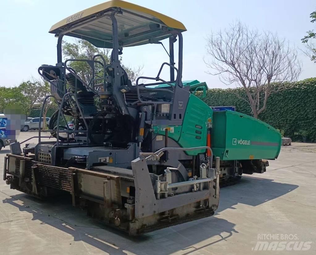 Vögele 1600 アスファルトフィニッシャ